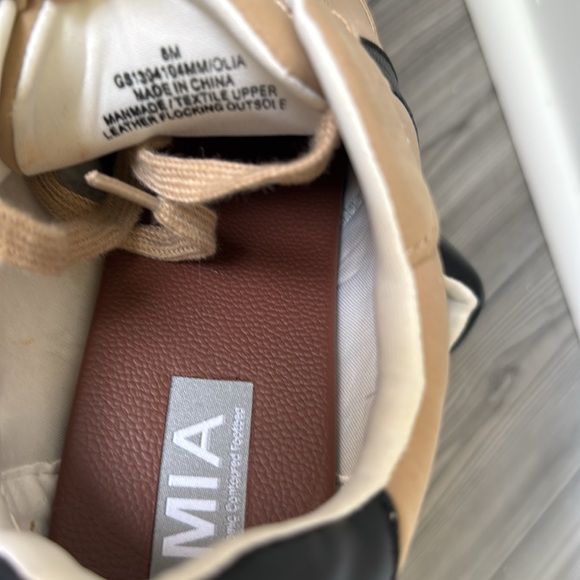 MIA retro sneakers size 8 M - Picture 8 of 8